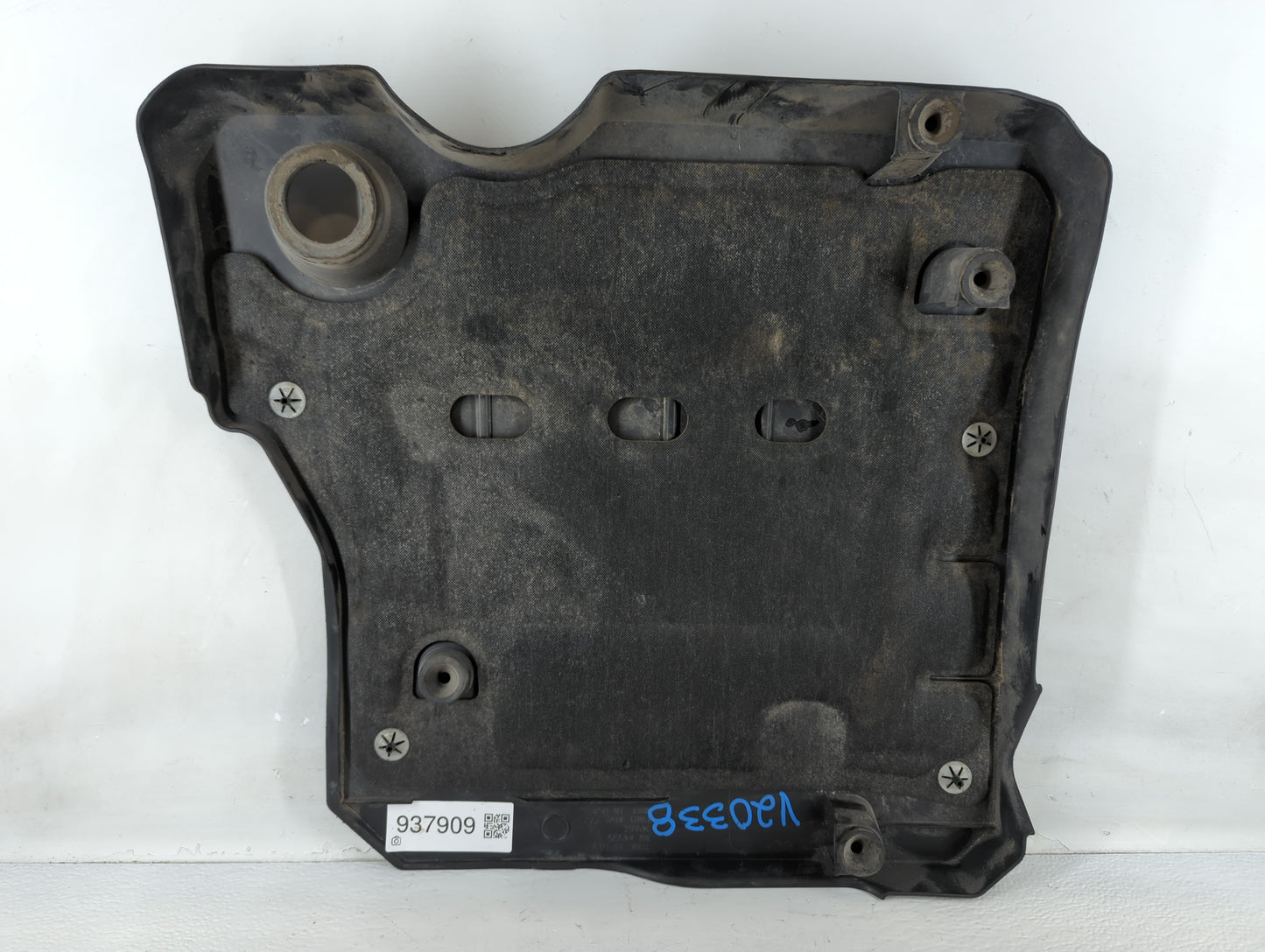 2010 Buick Lacrosse Engine Cover Black - Oemusedautoparts1.com