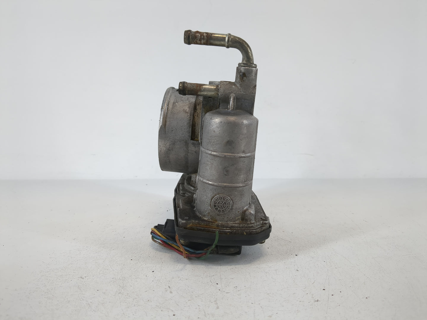2009-2011 Buick Lucerne Throttle Body P/N:526-02 Fits Fits 2006 2007 2008 2009 2010 2011 OEM Used Auto Parts - Oemusedautopa