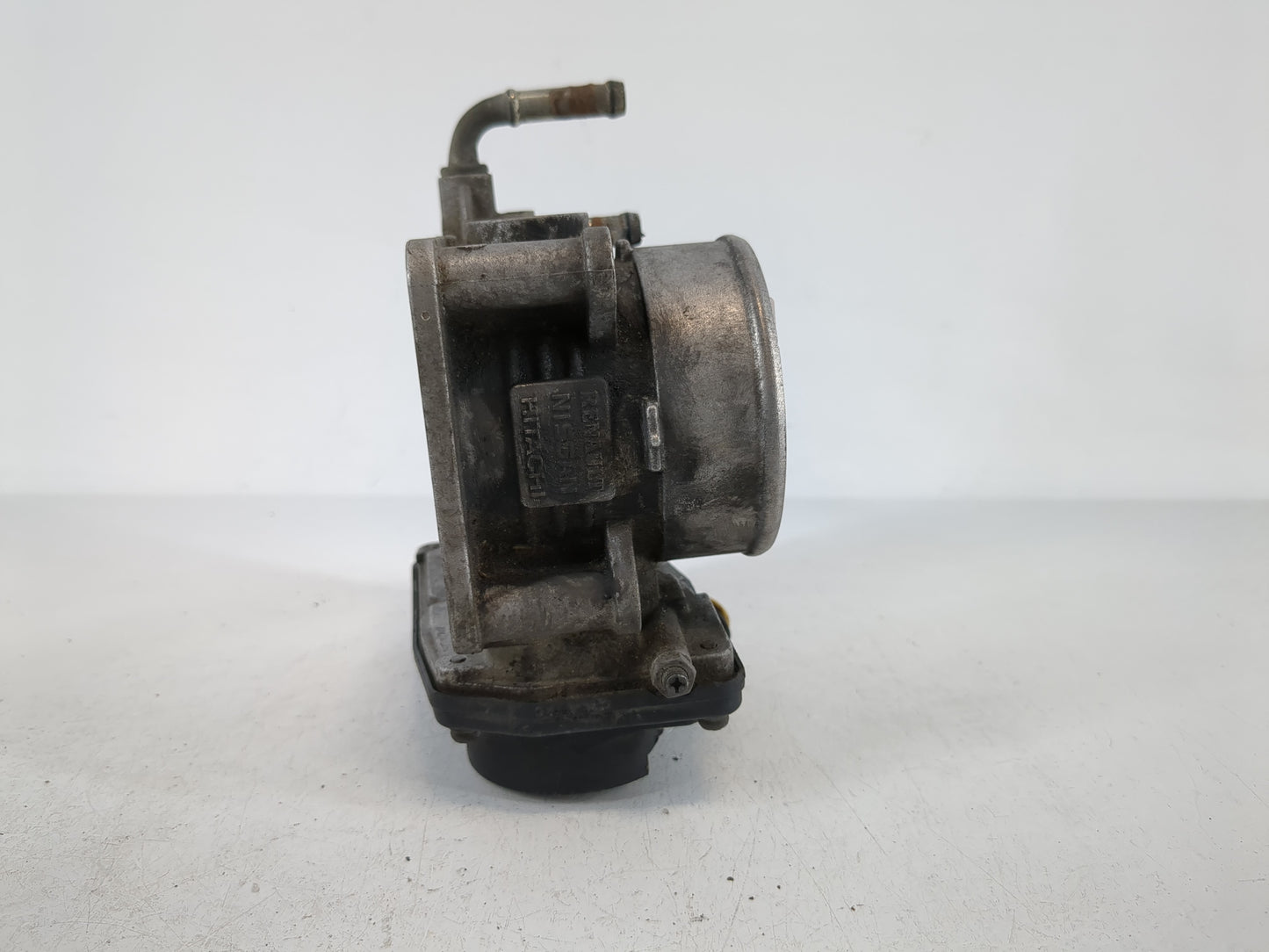 2009-2011 Buick Lucerne Throttle Body P/N:526-02 Fits Fits 2006 2007 2008 2009 2010 2011 OEM Used Auto Parts - Oemusedautopa