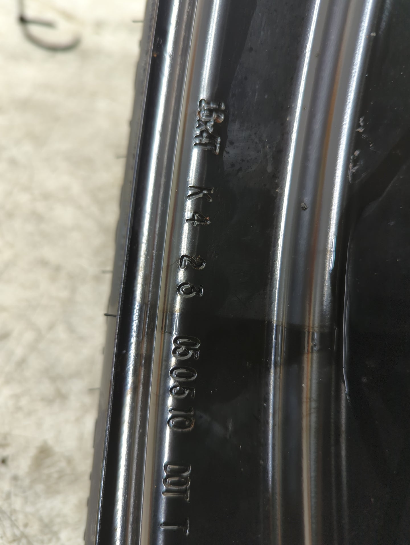 2006-2011 Buick Lucerne Spare Donut Tire Wheel Rim Oem 1211548 - Oemusedautoparts1.com