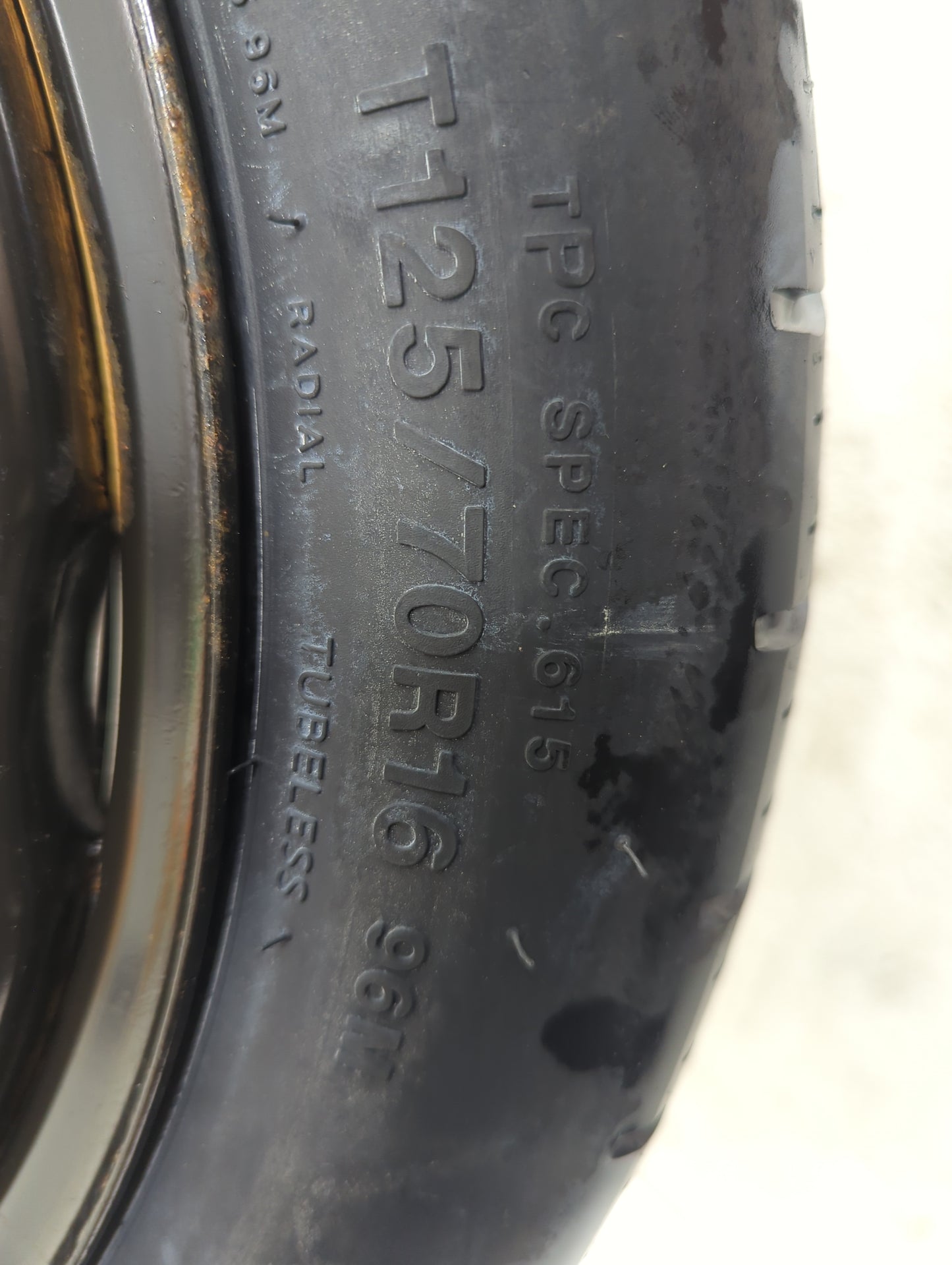 2006-2011 Buick Lucerne Spare Donut Tire Wheel Rim Oem - Oemusedautoparts1.com