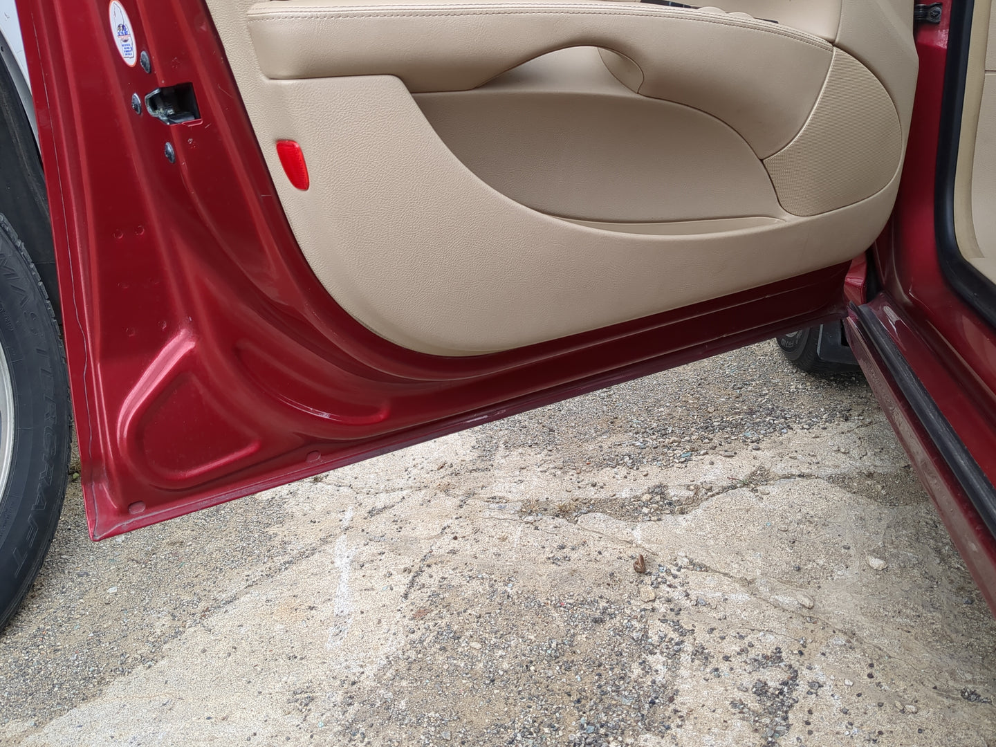 2006-2011 Buick Lucerne Driver Front Door Oem 1214300 - Oemusedautoparts1.com