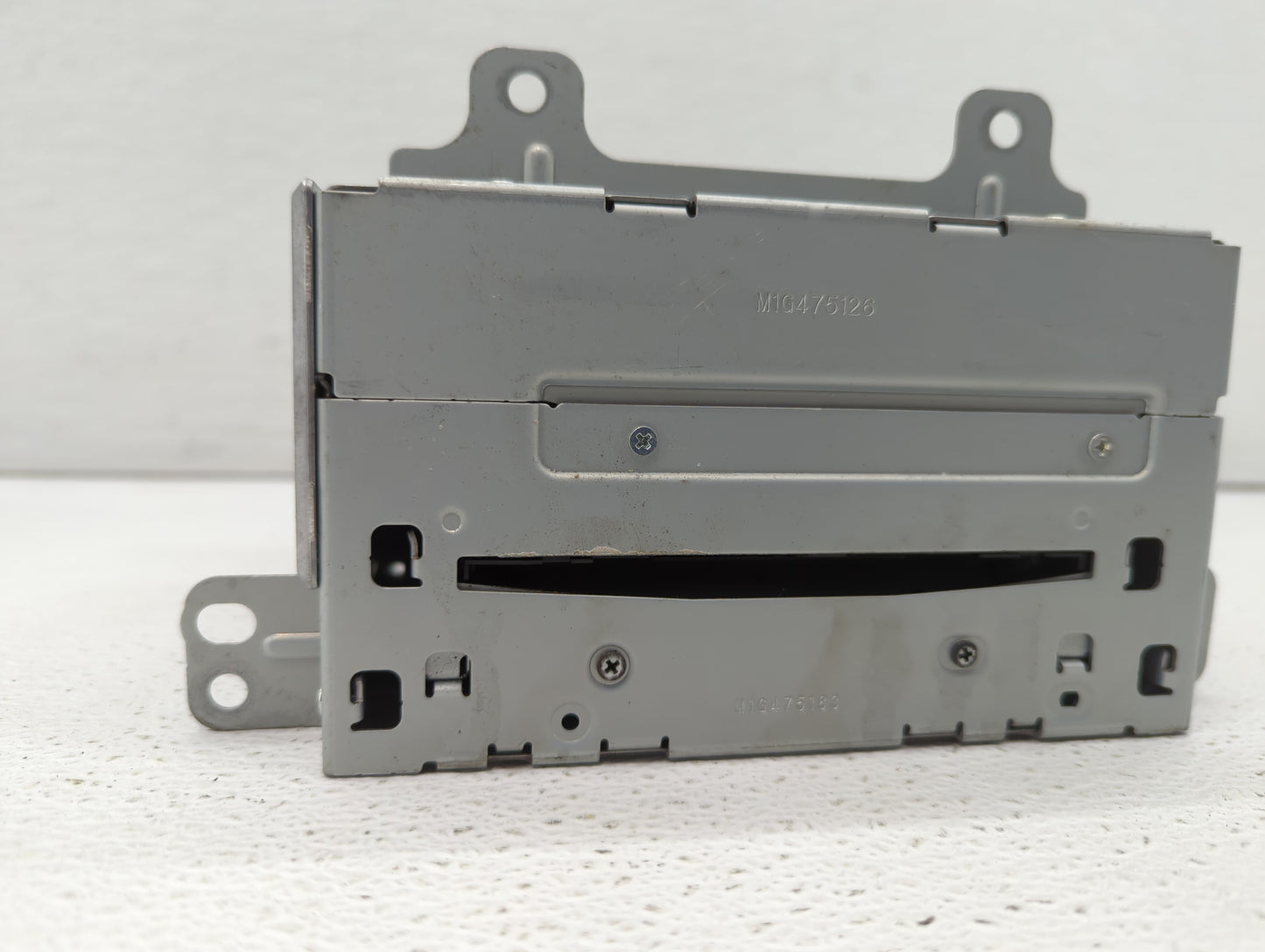 2011-2011 Buick Regal Am Fm Cd Player Radio Receiver - Oemusedautoparts1.com