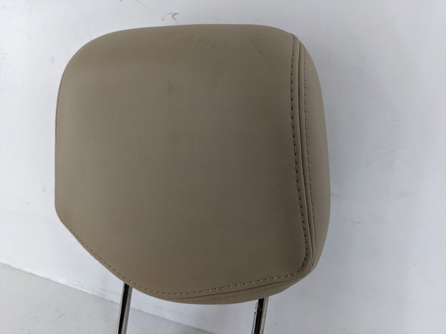 2010-2010 Cadillac Cts Headrest Head Rest Front Driver Passenger Seat - Oemusedautoparts1.com