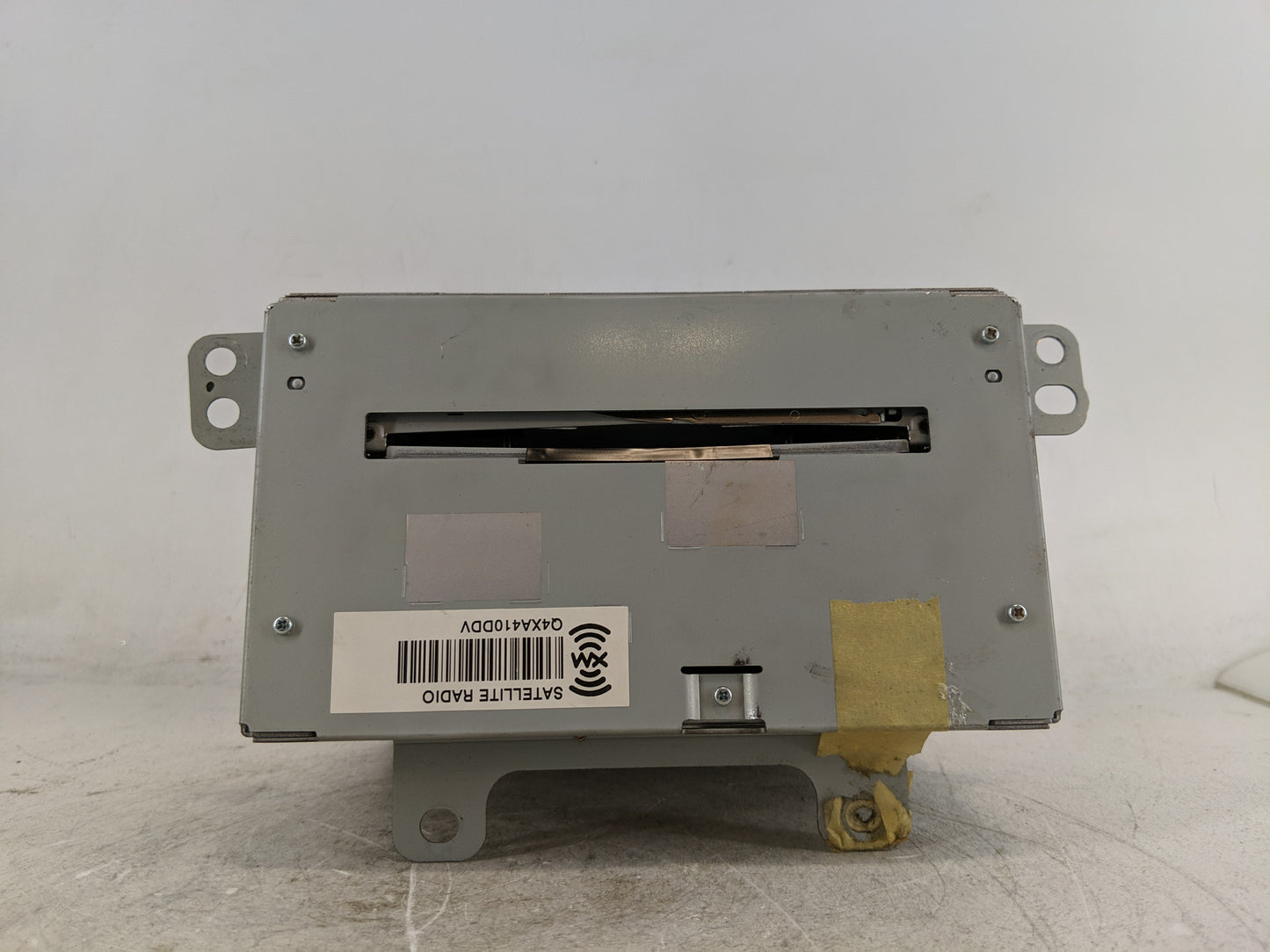 2008-2011 Cadillac Cts Radio AM FM Cd Player Receiver Replacement P/N:20940118 Fits Fits 2008 2009 2010 2011 OEM Used Auto P