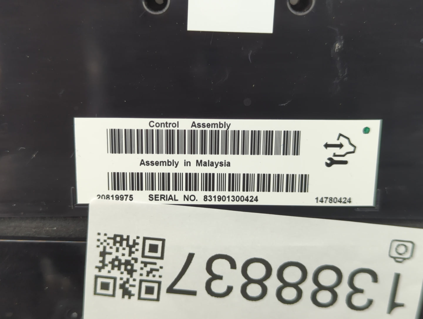 2010 Cadillac Cts Climate Control Module Temperature AC/Heater Replacement P/N:25947714 22748643, 25960559 Fits OEM Used Aut