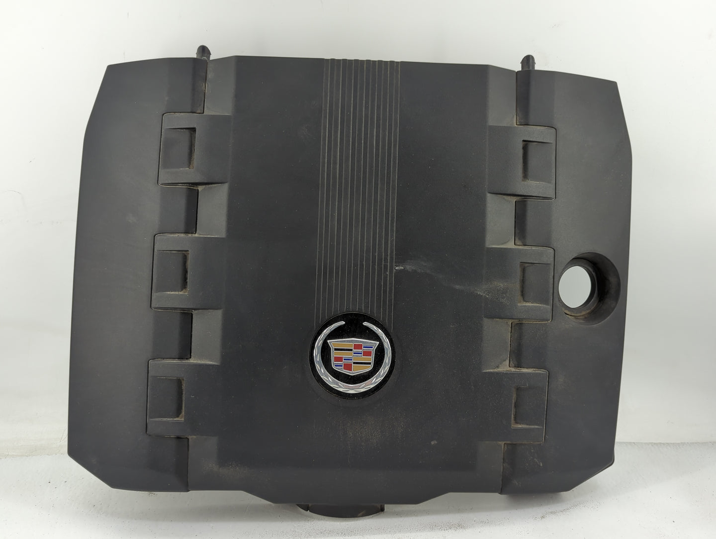 2010 Cadillac Cts Engine Cover - Oemusedautoparts1.com
