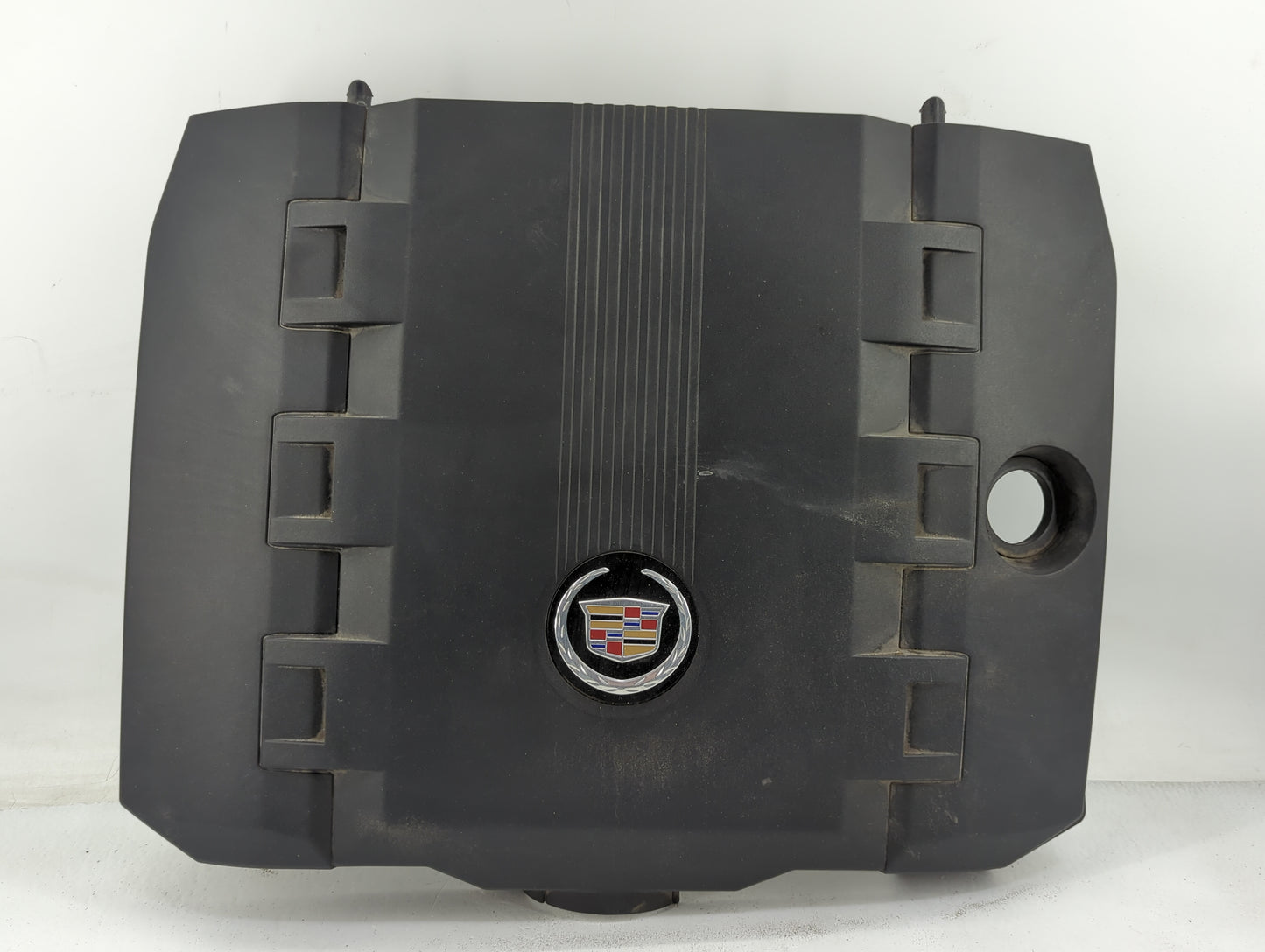 2010 Cadillac Cts Engine Cover - Oemusedautoparts1.com