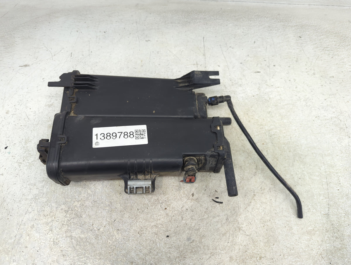 2010 Cadillac Cts Fuel Vapor Charcoal Canister - Oemusedautoparts1.com