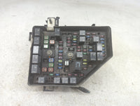 2010 Cadillac Cts Fusebox Fuse Box Panel Relay Module P/N:20858891 Fits OEM Used Auto Parts - Oemusedautoparts1.com