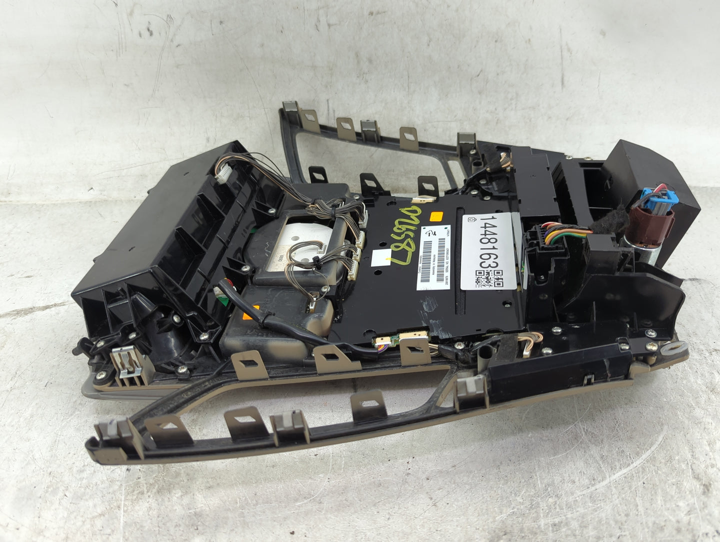 2008-2010 Cadillac Cts Radio AM FM Cd Player Receiver Replacement P/N:20819976 Fits Fits 2008 2009 2010 OEM Used Auto Parts 
