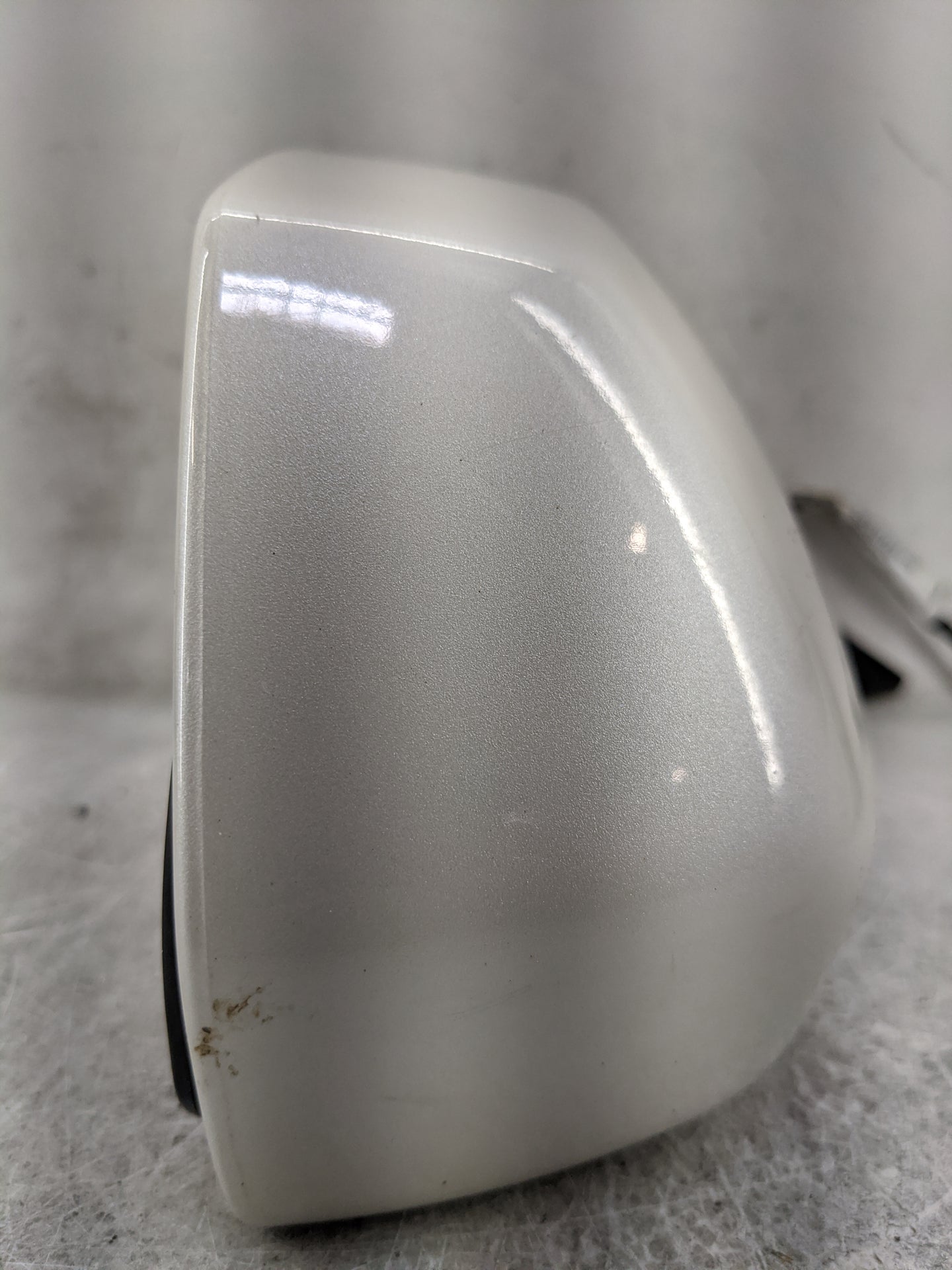 2008-2014 Cadillac Cts Passenger Side View Mirror - Right Door Mirror OEM Used - Oemusedautoparts1.com