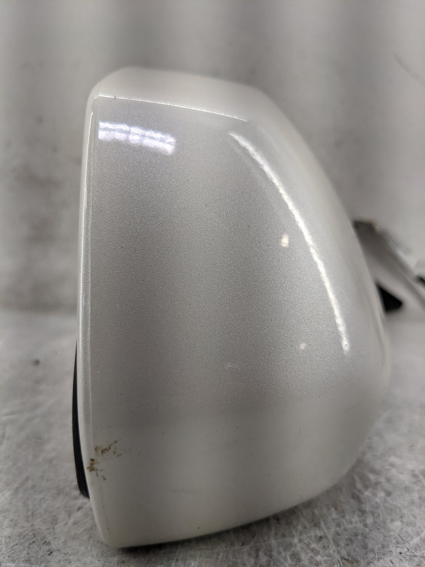 2008-2014 Cadillac Cts Passenger Side View Mirror - Right Door Mirror OEM Used - Oemusedautoparts1.com