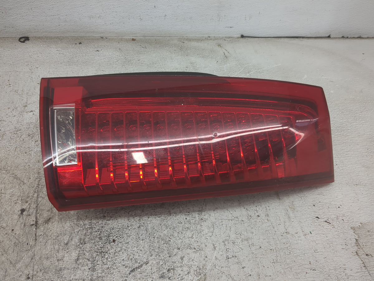2008-2014 Cadillac Cts Passenger Right Side Deck Lid Mounted Tail Light 1501842 - Oemusedautoparts1.com