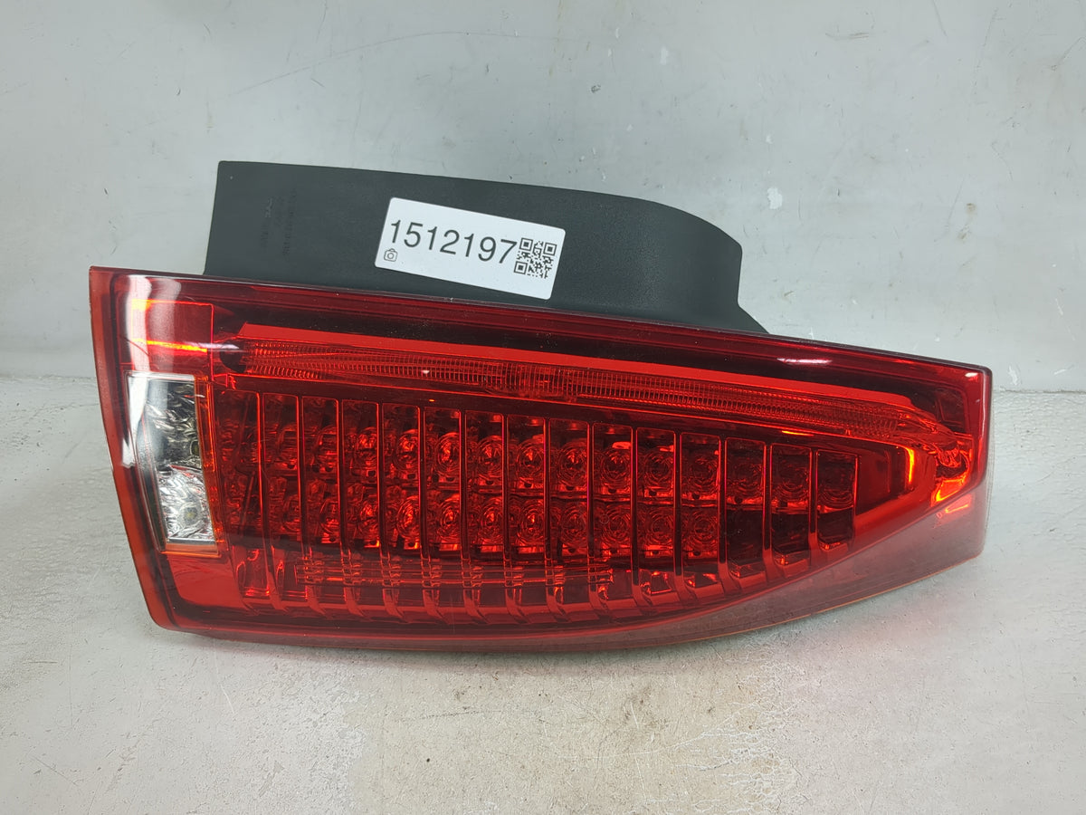 2008-2013 Cadillac Cts Passenger Right Side Deck Lid Mounted Tail Light - Oemusedautoparts1.com