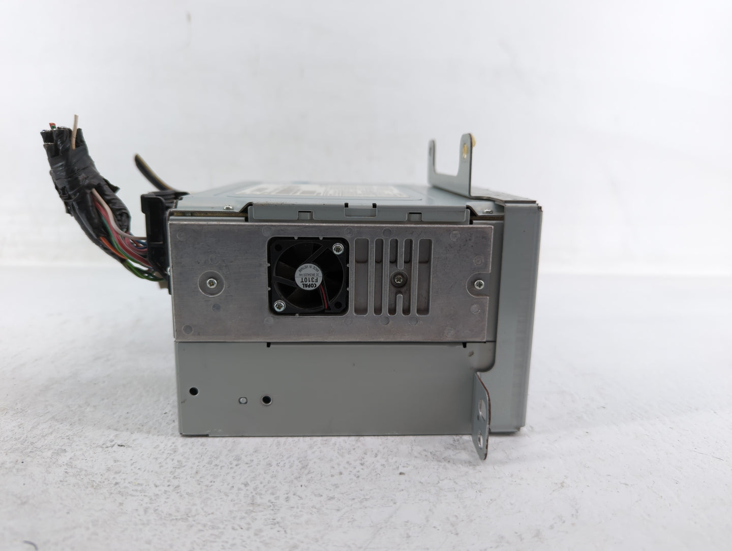 2010 Cadillac Cts Radio AM FM Cd Player Receiver Replacement P/N:20880268 Fits OEM Used Auto Parts - Oemusedautoparts1.com