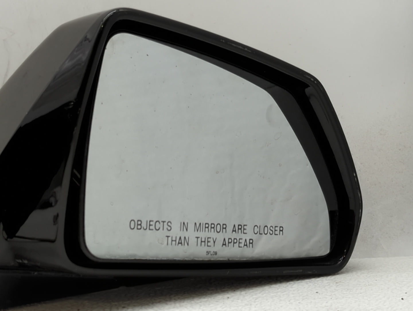 2008-2014 Cadillac Cts Passenger Side View Mirror - Right Door Mirror OEM Used - Oemusedautoparts1.com