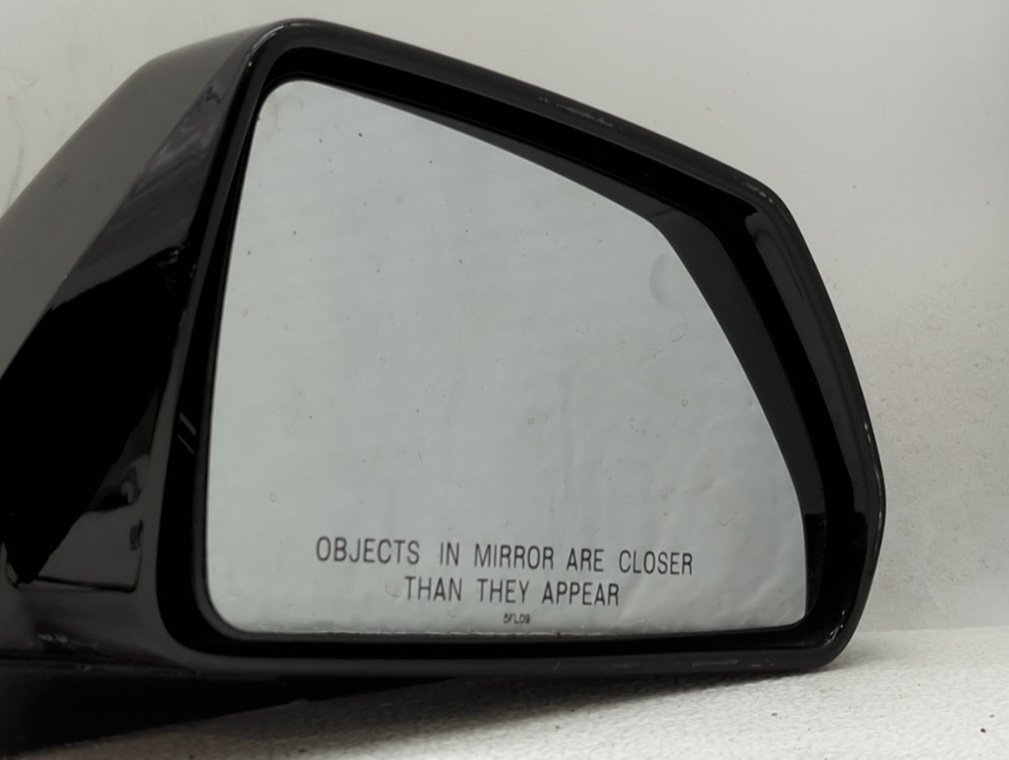 2008-2014 Cadillac Cts Passenger Side View Mirror - Right Door Mirror OEM Used - Oemusedautoparts1.com