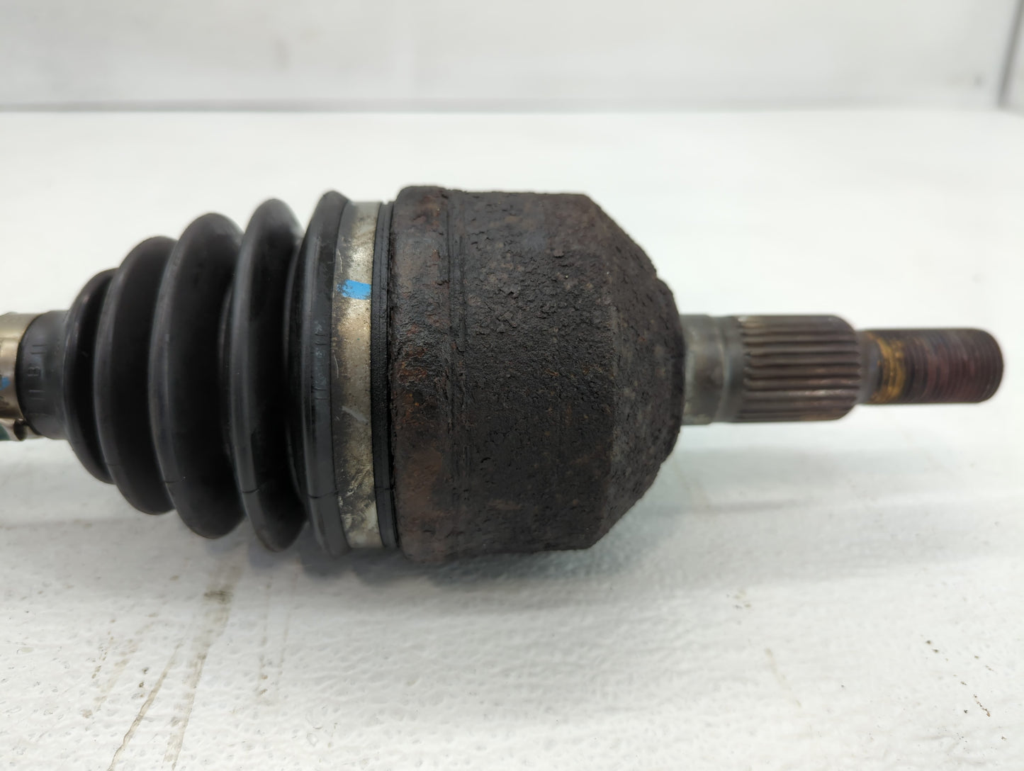2008-2014 Cadillac Cts Axle Shaft Front Passenger Cv C/v - Oemusedautoparts1.com