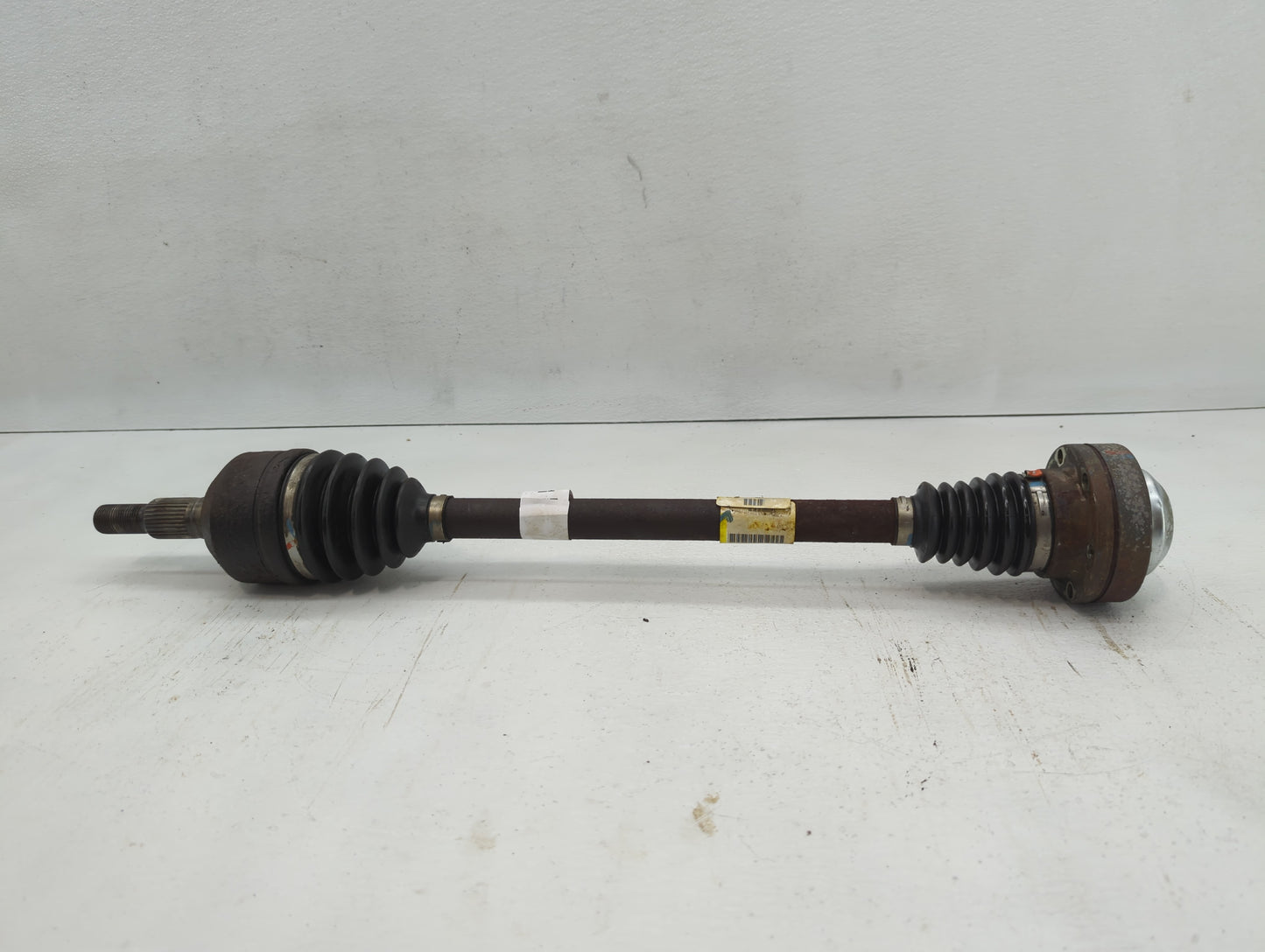 2008-2014 Cadillac Cts Axle Shaft Front Driver Cv C/v - Oemusedautoparts1.com