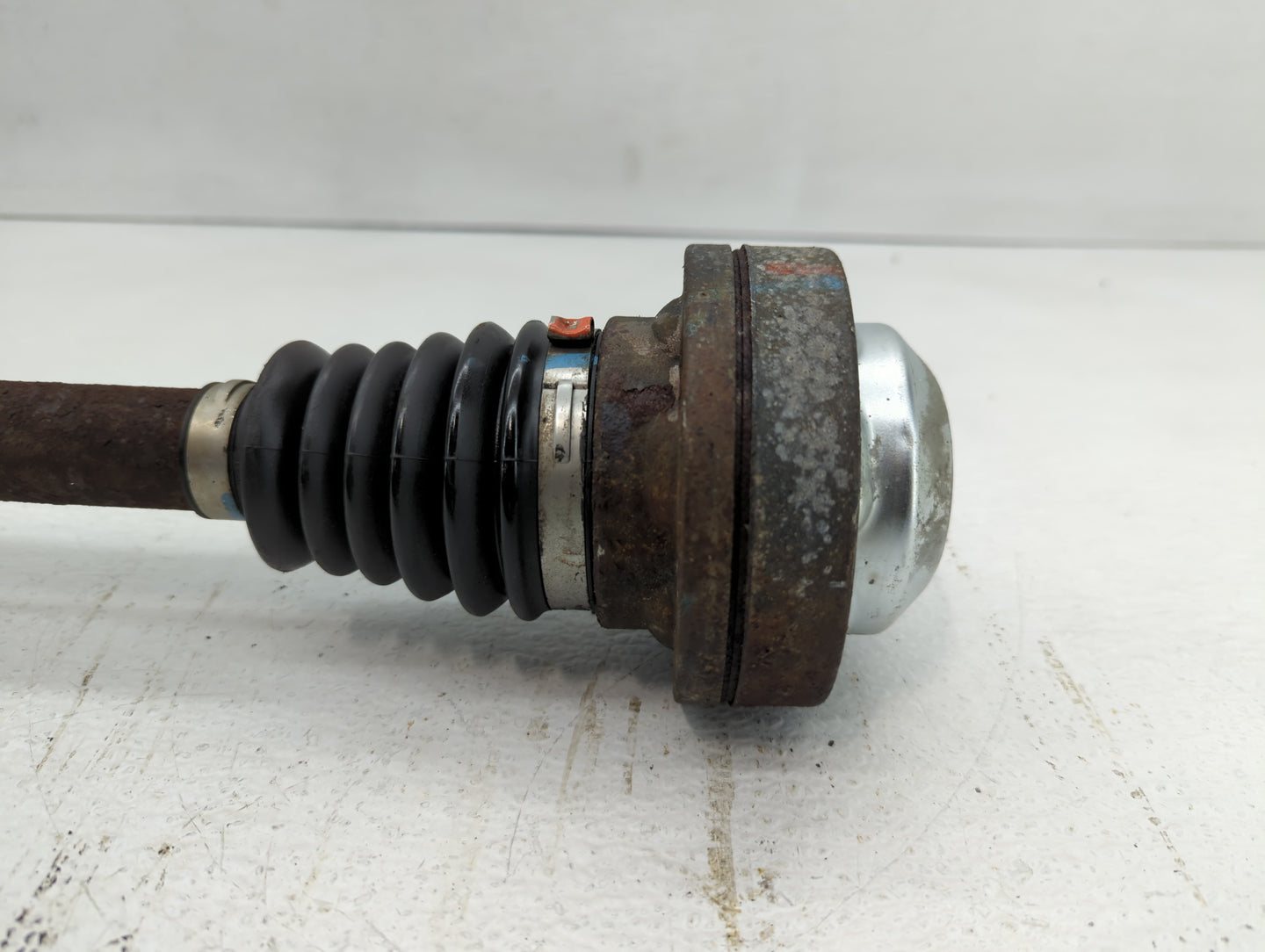 2008-2014 Cadillac Cts Axle Shaft Front Driver Cv C/v - Oemusedautoparts1.com