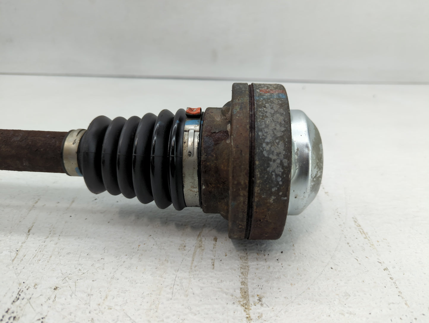 2008-2014 Cadillac Cts Axle Shaft Front Driver Cv C/v - Oemusedautoparts1.com