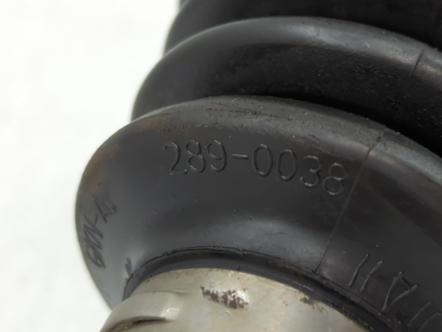 2008-2014 Cadillac Cts Axle Shaft Front Driver Cv C/v - Oemusedautoparts1.com