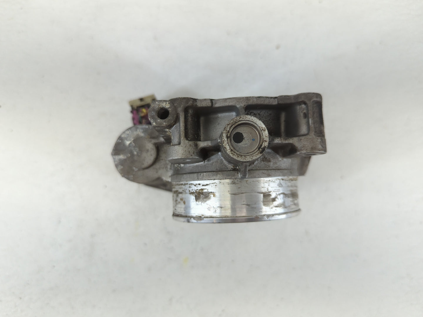 2008-2011 Cadillac Cts Throttle Body P/N:3509AA994AA8684C Fits Fits 2007 2008 2009 2010 2011 2012 OEM Used Auto Parts - Oemu