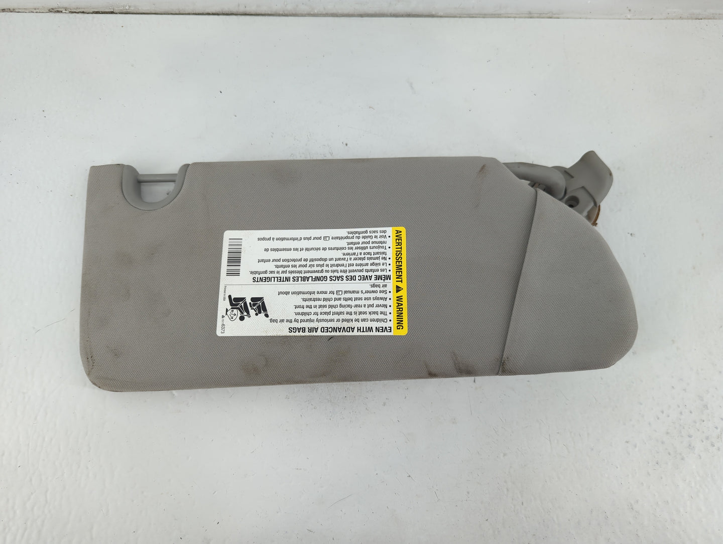 2008-2011 Cadillac Dts Sun Visor Shade Replacement Driver Left Mirror Fits Fits 2008 2009 2010 2011 OEM Used Auto Parts - Oe