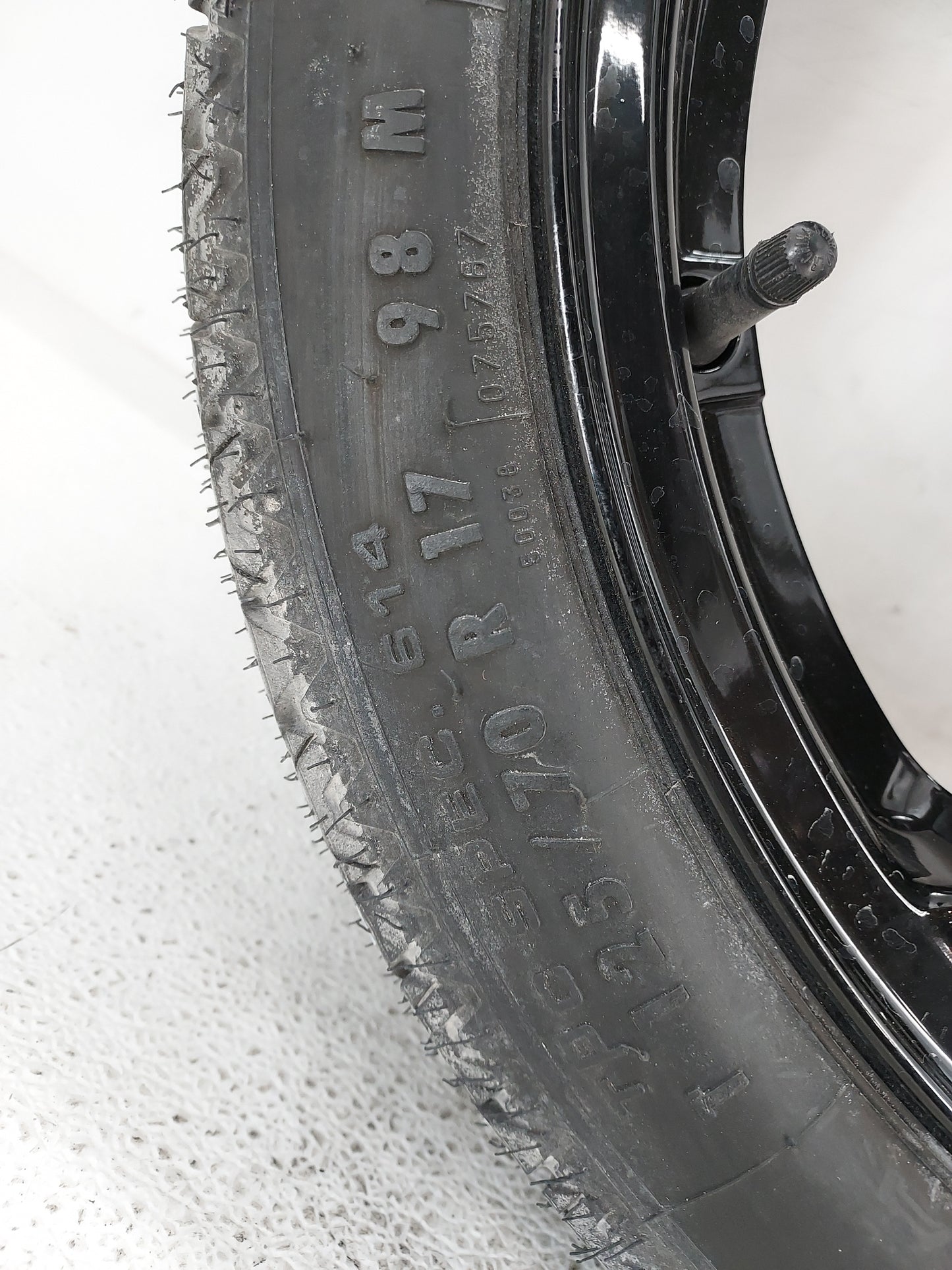 2006-2011 Cadillac Dts Spare Donut Tire Wheel Rim Oem 1420787 - Oemusedautoparts1.com