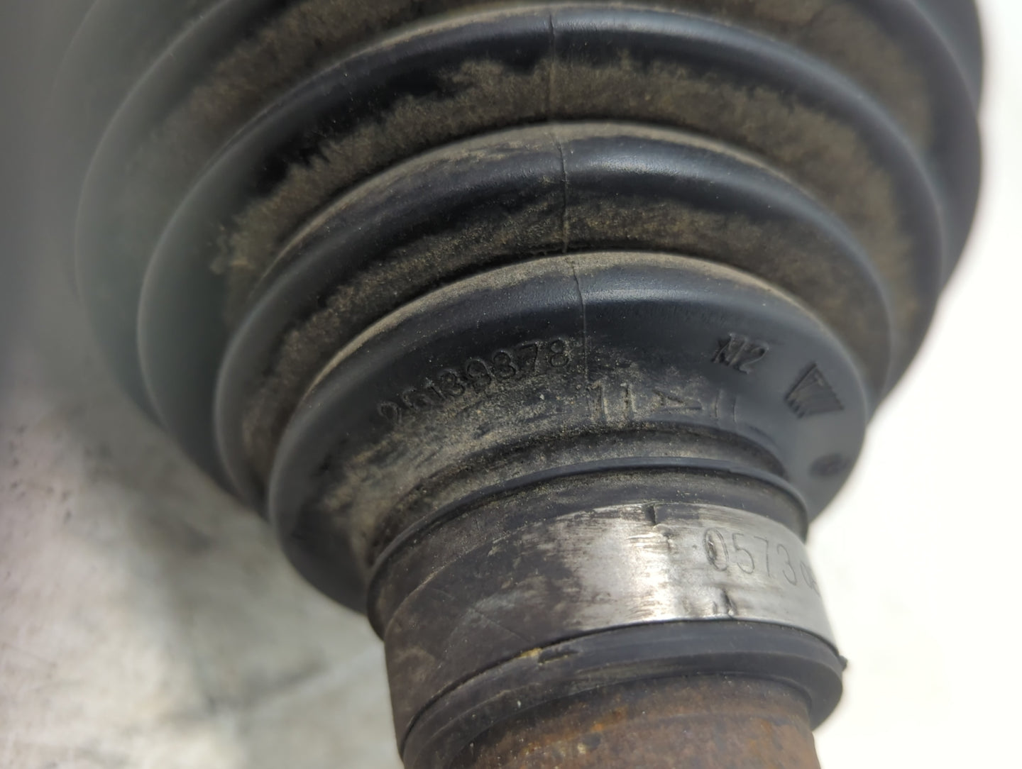 2006-2011 Cadillac Dts Axle Shaft Front Passenger Cv C/v - Oemusedautoparts1.com