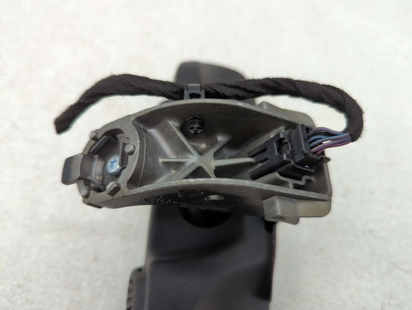 2006-2011 Cadillac Dts Interior Rear View Mirror Replacement OEM P/N:048418 GNTX-1463 Fits OEM Used Auto Parts - Oemusedauto