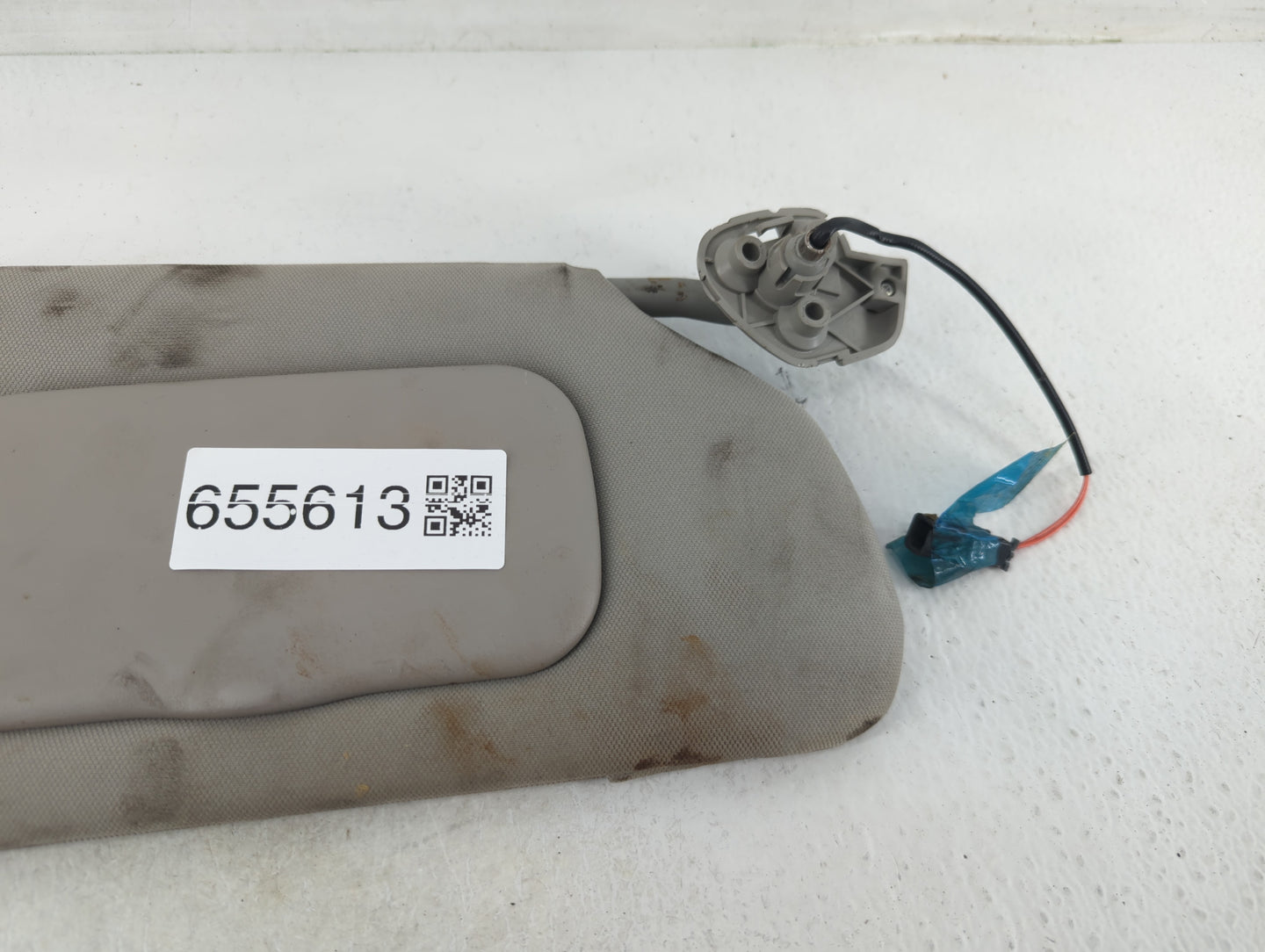 2008-2011 Cadillac Dts Sun Visor Shade Replacement Passenger Right Mirror Fits Fits 2008 2009 2010 2011 OEM Used Auto Parts 