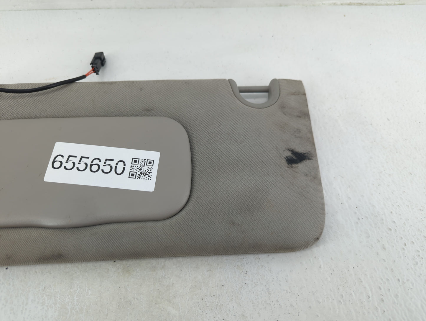 2008-2011 Cadillac Dts Sun Visor Shade Replacement Driver Left Mirror Fits Fits 2008 2009 2010 2011 OEM Used Auto Parts - Oe