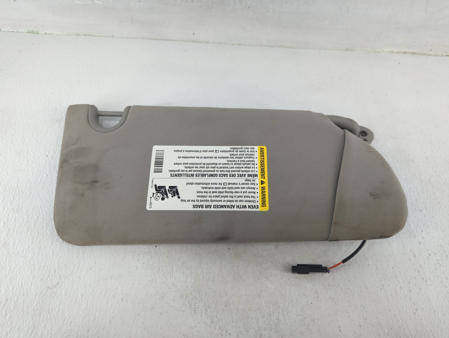 2008-2011 Cadillac Dts Sun Visor Shade Replacement Driver Left Mirror Fits Fits 2008 2009 2010 2011 OEM Used Auto Parts - Oe