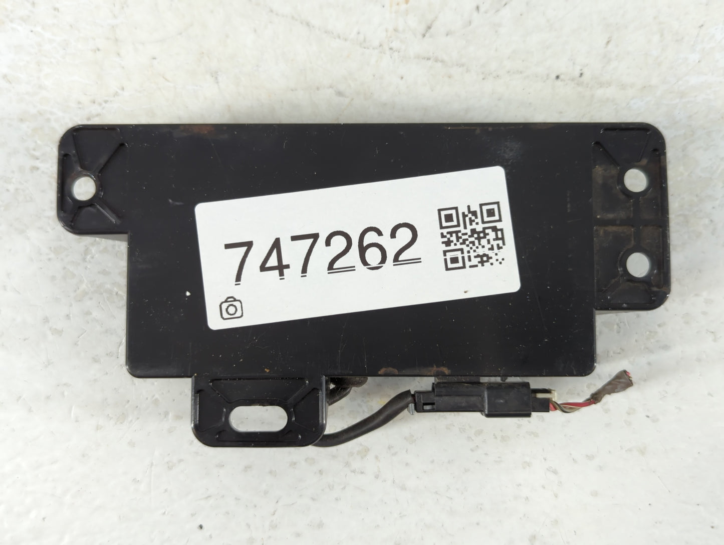 2010 Cadillac Dts Bluetooth Phone Communication Control Module Ccm Oem - Oemusedautoparts1.com