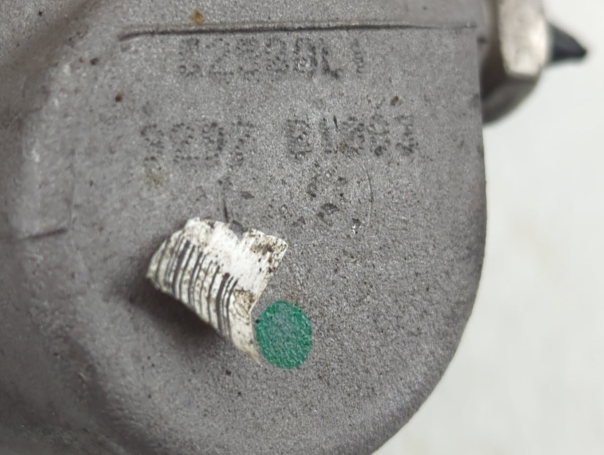 2009-2014 Cadillac Escalade Brake Master Cylinder - Oemusedautoparts1.com
