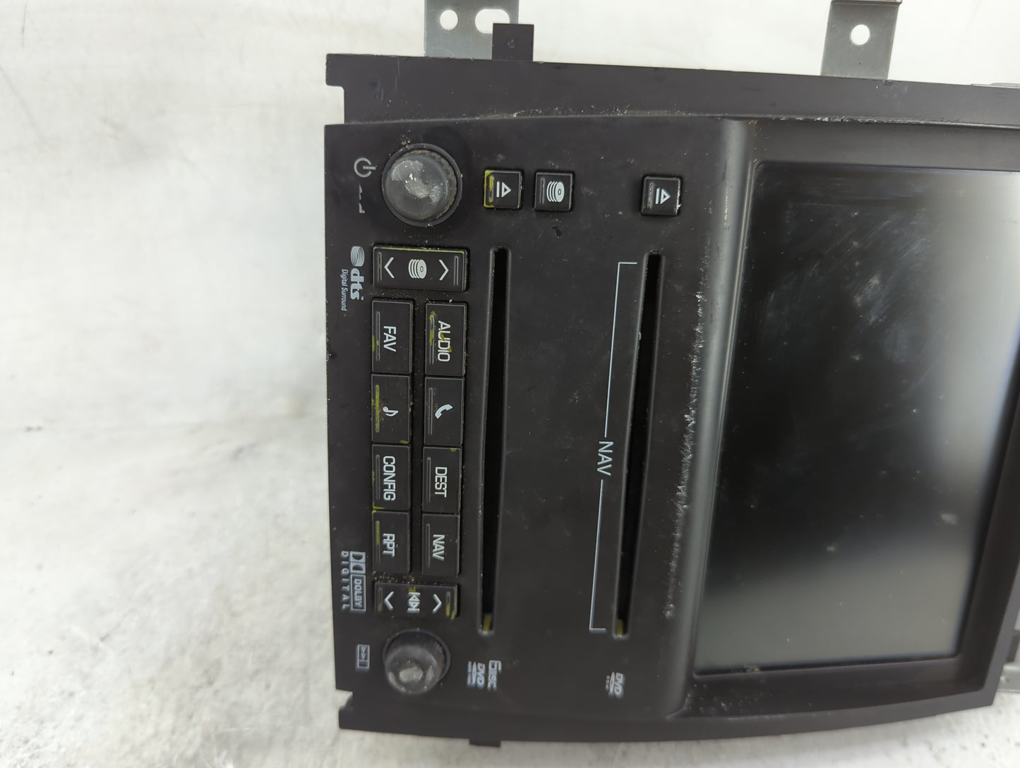 2010 Cadillac Escalade Radio AM FM Cd Player Receiver Replacement P/N:20902104 28239409 Fits OEM Used Auto Parts - Oemusedau