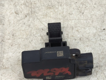 compare product 2009-2014 Cadillac Escalade Mass Air Flow Meter Maf 1488737