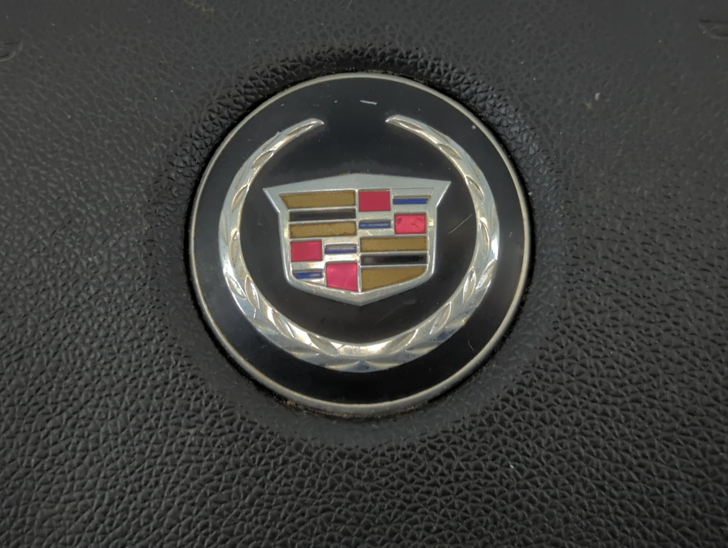 2007-2010 Cadillac Escalade Air Bag Driver Left Steering Wheel Mounted - Oemusedautoparts1.com