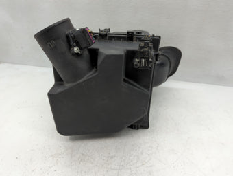 compare product 2010-2011 Cadillac Srx Air Cleaner Intake-duct Hose Tube