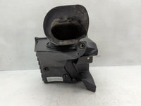 2010-2011 Cadillac Srx Air Cleaner Intake-duct Hose Tube - Oemusedautoparts1.com