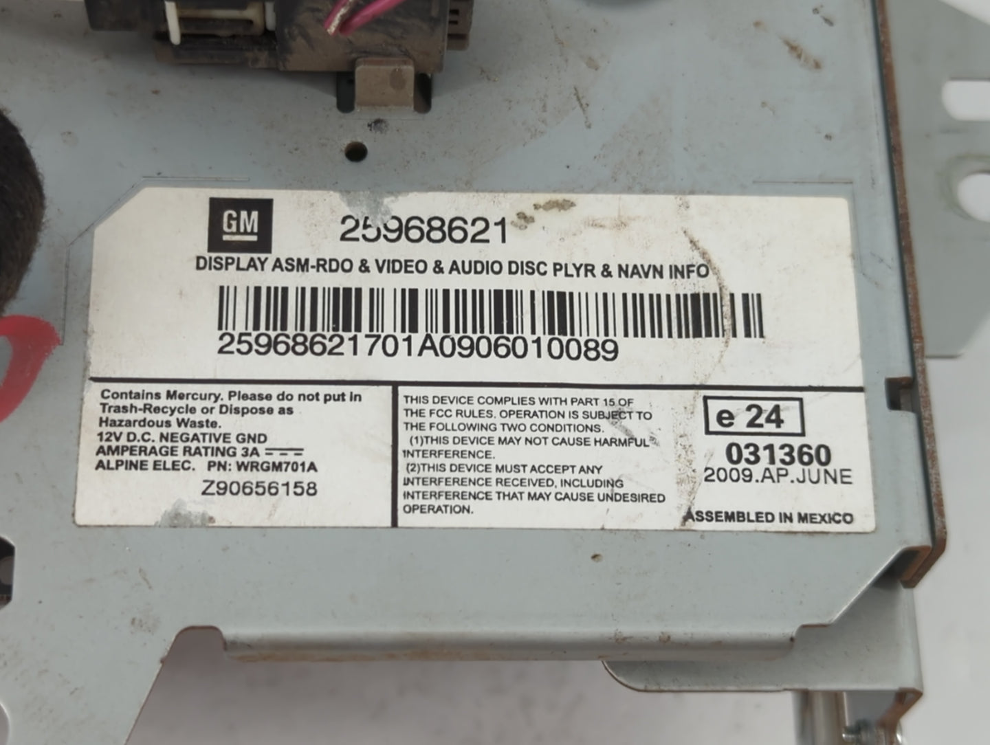 2010-2012 Cadillac Srx Information Display Screen - Oemusedautoparts1.com