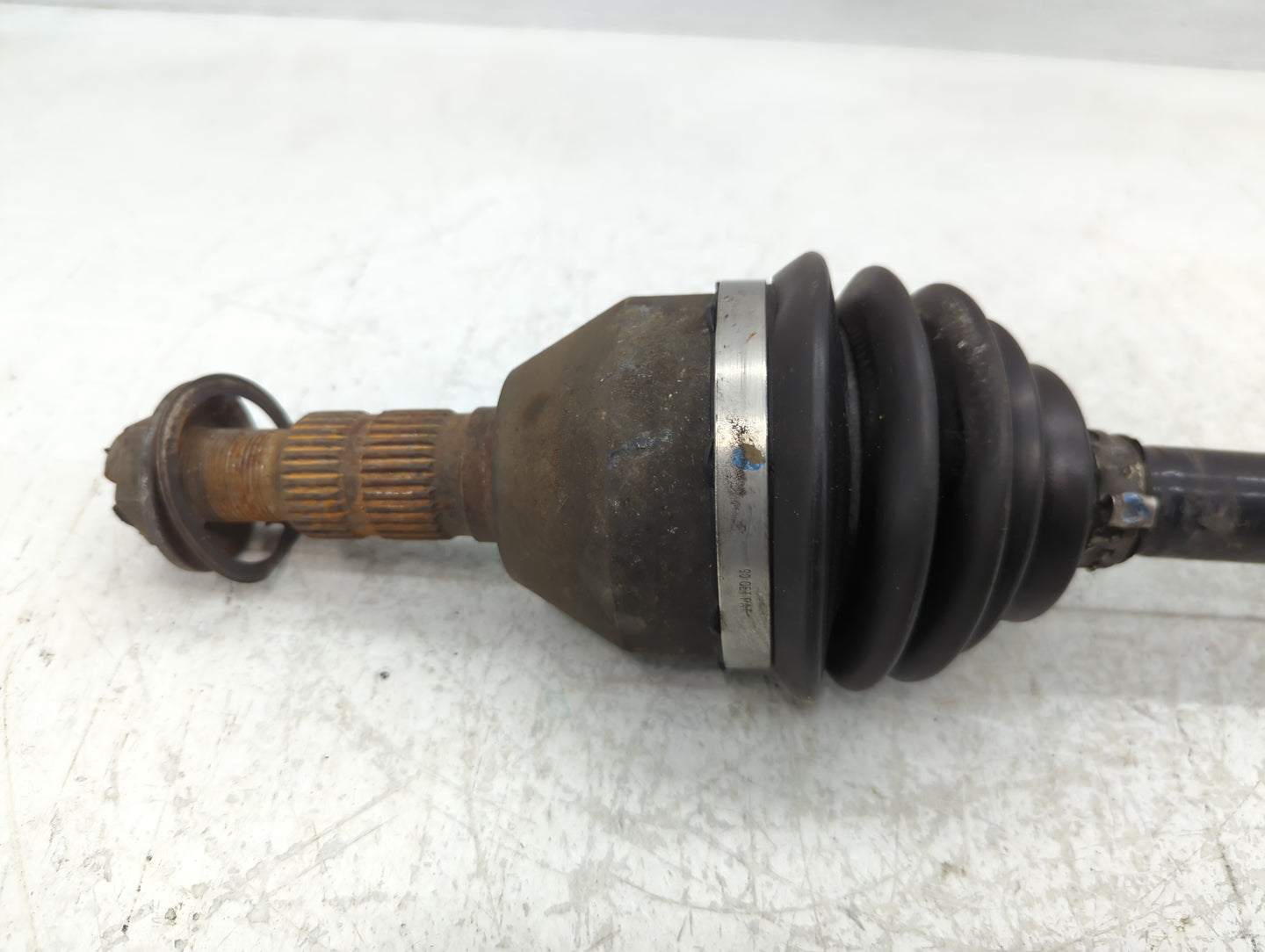 2010-2011 Cadillac Srx Axle Shaft Front Driver Cv C/v - Oemusedautoparts1.com