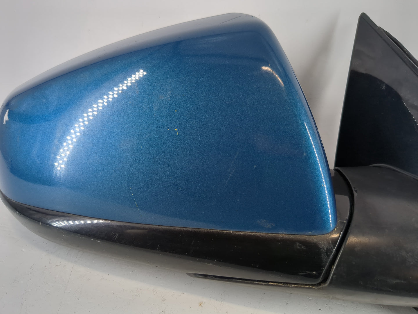 2010 Cadillac Srx Passenger Side View Mirror - Right Door Mirror OEM Used - Oemusedautoparts1.com