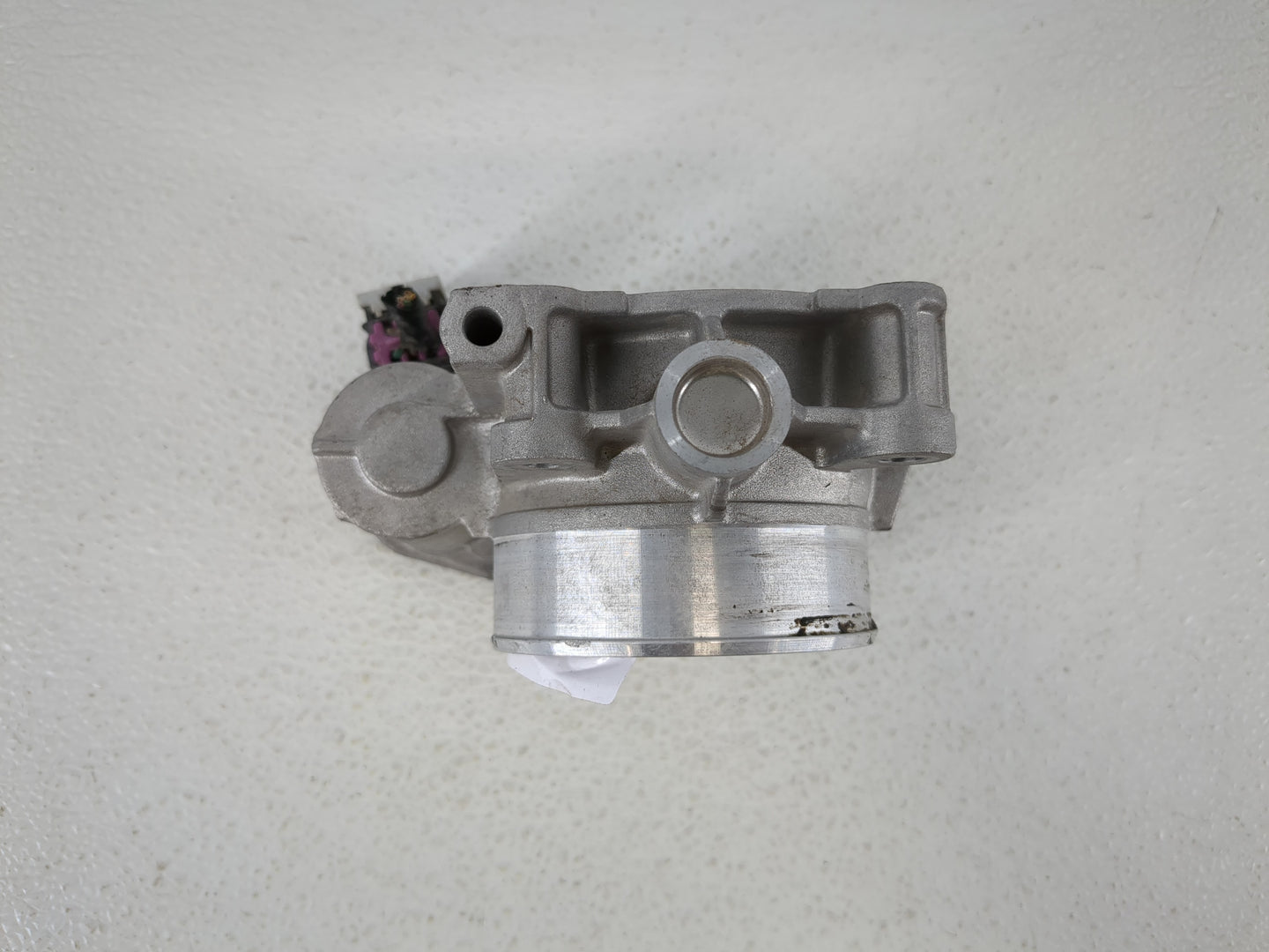 2007-2011 Cadillac Srx Throttle Body P/N:3474AA994AA8169C Fits Fits 2007 2008 2009 2010 2011 2012 OEM Used Auto Parts - Oemu