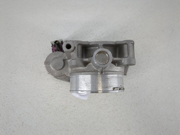 2007-2011 Cadillac Srx Throttle Body P/N:3474AA994AA8169C Fits Fits 2007 2008 2009 2010 2011 2012 OEM Used Auto Parts