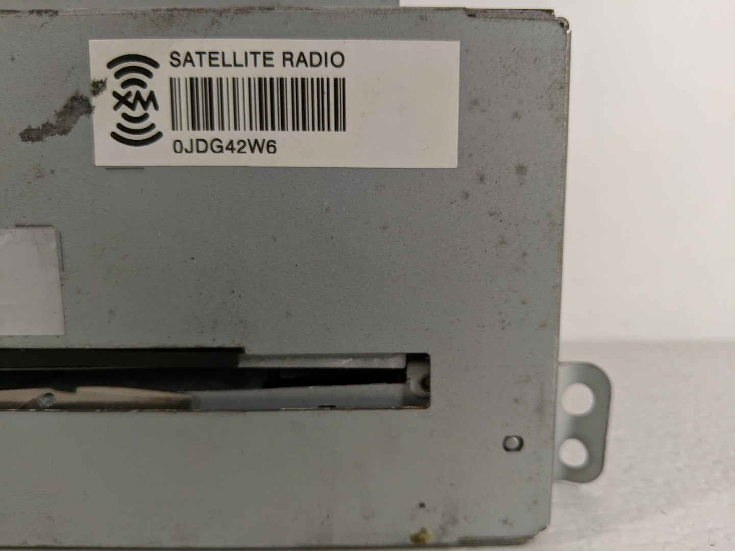 2010 Cadillac Srx Radio AM FM Cd Player Receiver Replacement P/N:20955539 Fits OEM Used Auto Parts - Oemusedautoparts1.com