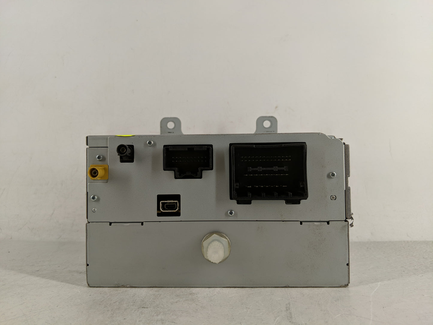 2010 Cadillac Srx Radio AM FM Cd Player Receiver Replacement P/N:20955539 Fits OEM Used Auto Parts - Oemusedautoparts1.com