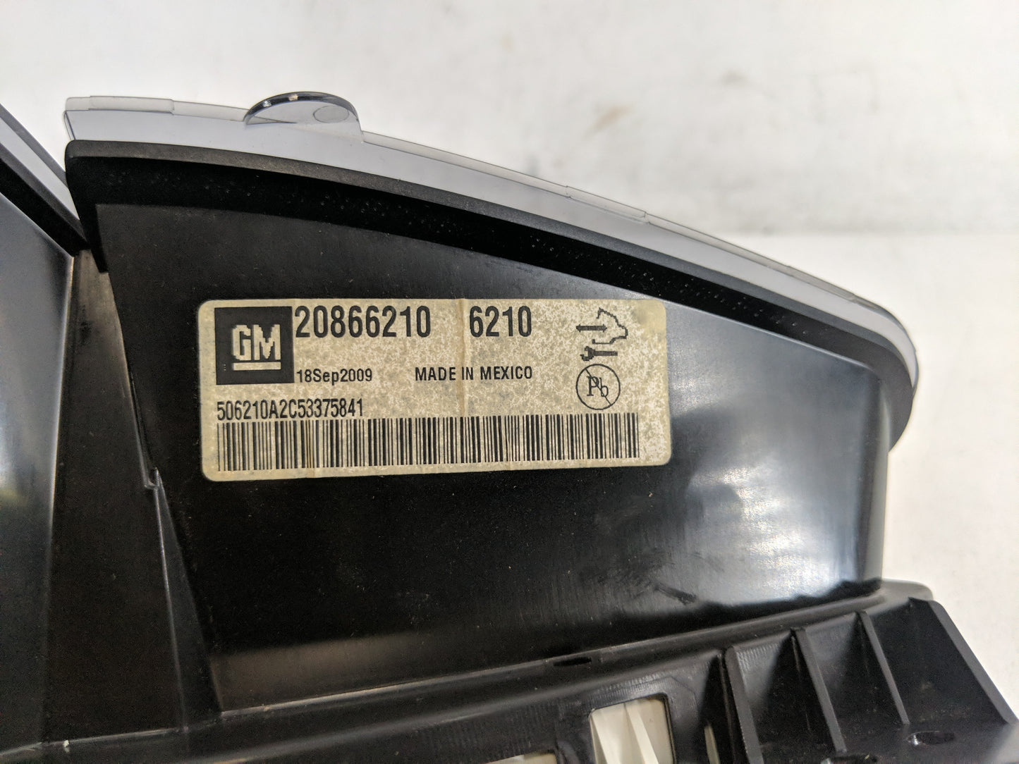 2010 Cadillac Srx Instrument Cluster Speedometer Gauges P/N:20866210 Fits OEM Used Auto Parts - Oemusedautoparts1.com